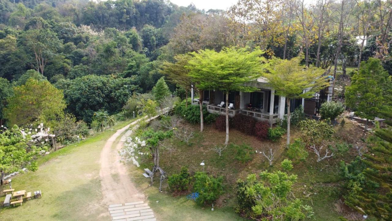 Appartement Baan Suan Plearndara à Wang Nam Khiao Extérieur photo
